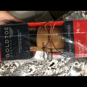 Goldtoe Men’s slippers mocassins memory foam